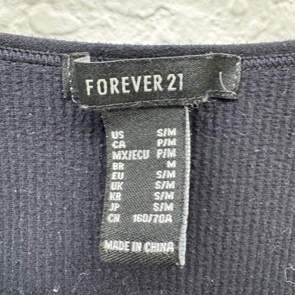 Forever 21 Women's S/M Black Ribbed Long Sleeve Scoop Neck Bodysuit Stretchy - Picture 2 of 6